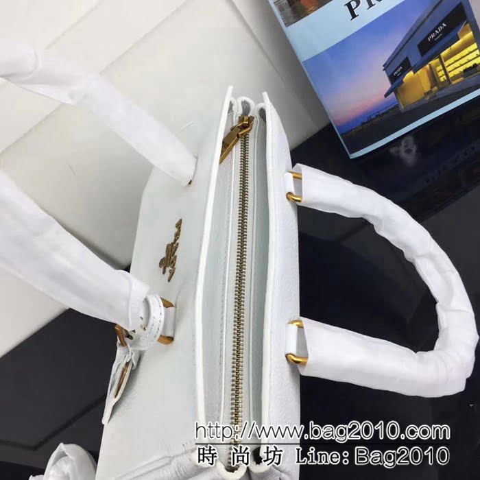 普拉達PRADA原單 最新爆款 1BA106-2原單荔枝紋牛皮 手提肩背包 PHY1541